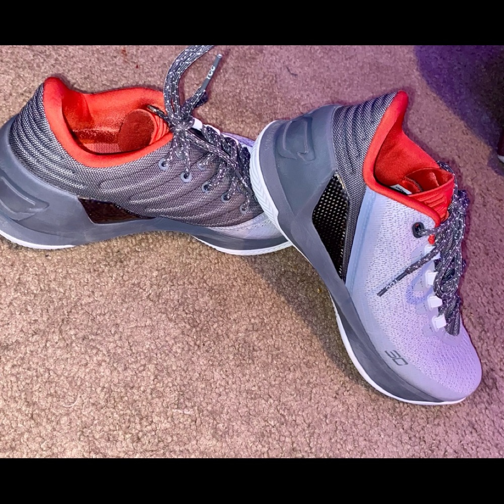 Under Armour Stephen Curry 3 Low mens size 8